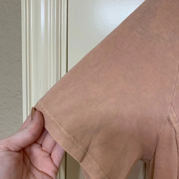 Easel Acid Wash Blouse - Picture 2 of 6